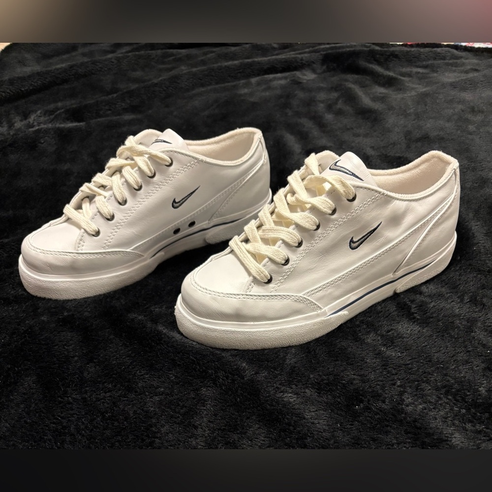 Vintage Nike Retro GTS 2003 White/Navy 143014-141 Size 7 NWOB RARE - Picture 3 of 16